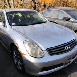 Infiniti G35 X sedan AWD