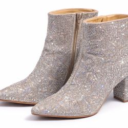 Betsey Johnson Rhinestone Ankle Boots – Women’s Size 6 Medium 
