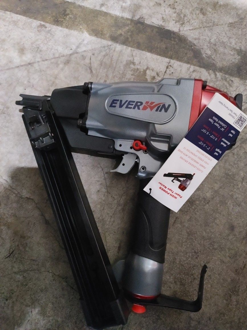 Brand New Everwin MCN40B 1-1/2in Teco/strip Nailer! Better Then Metabo HPT