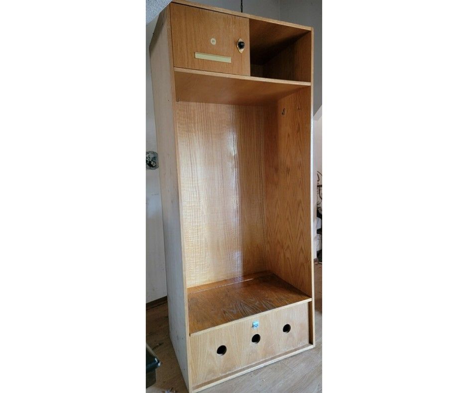 Hall Tree With Storage Bench/lockers