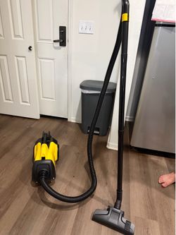 BRAND NEW Vacuum - Eureka Mighty Mite