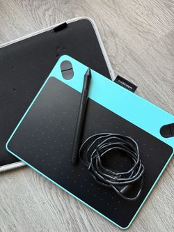Wacom Intuos Drawing Tablet