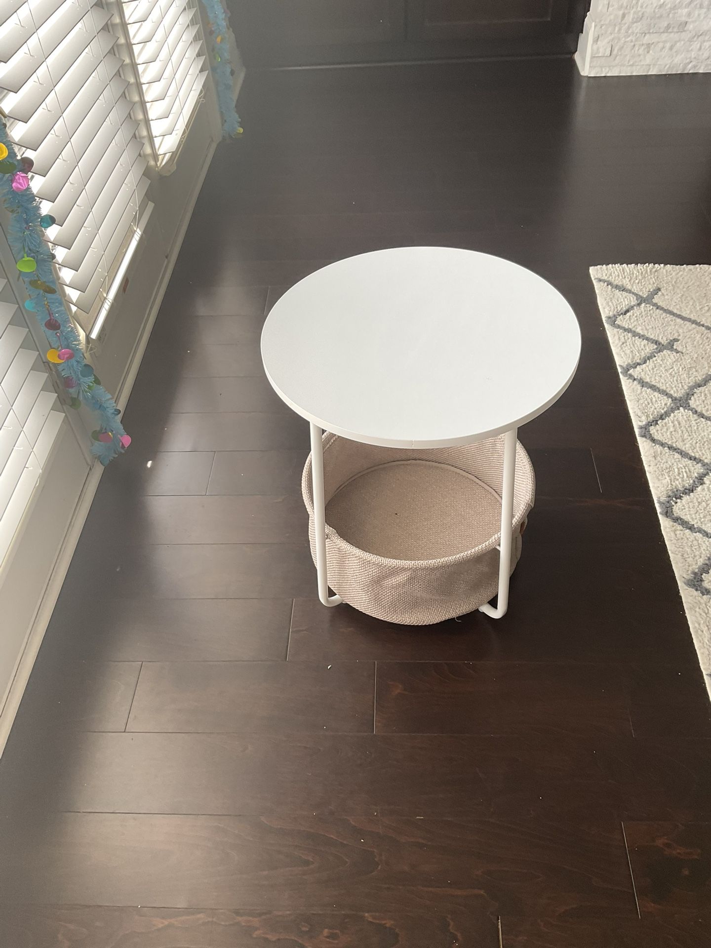 Modern end table