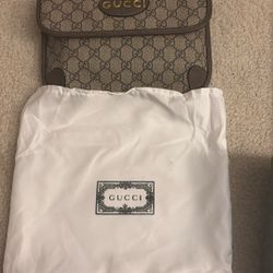 Gucci Shoulder Bag (Unisex)