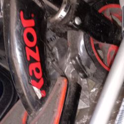 Scothers Razor En Perfectas Condiciones Usado Travaja Bien Con Su Cargador