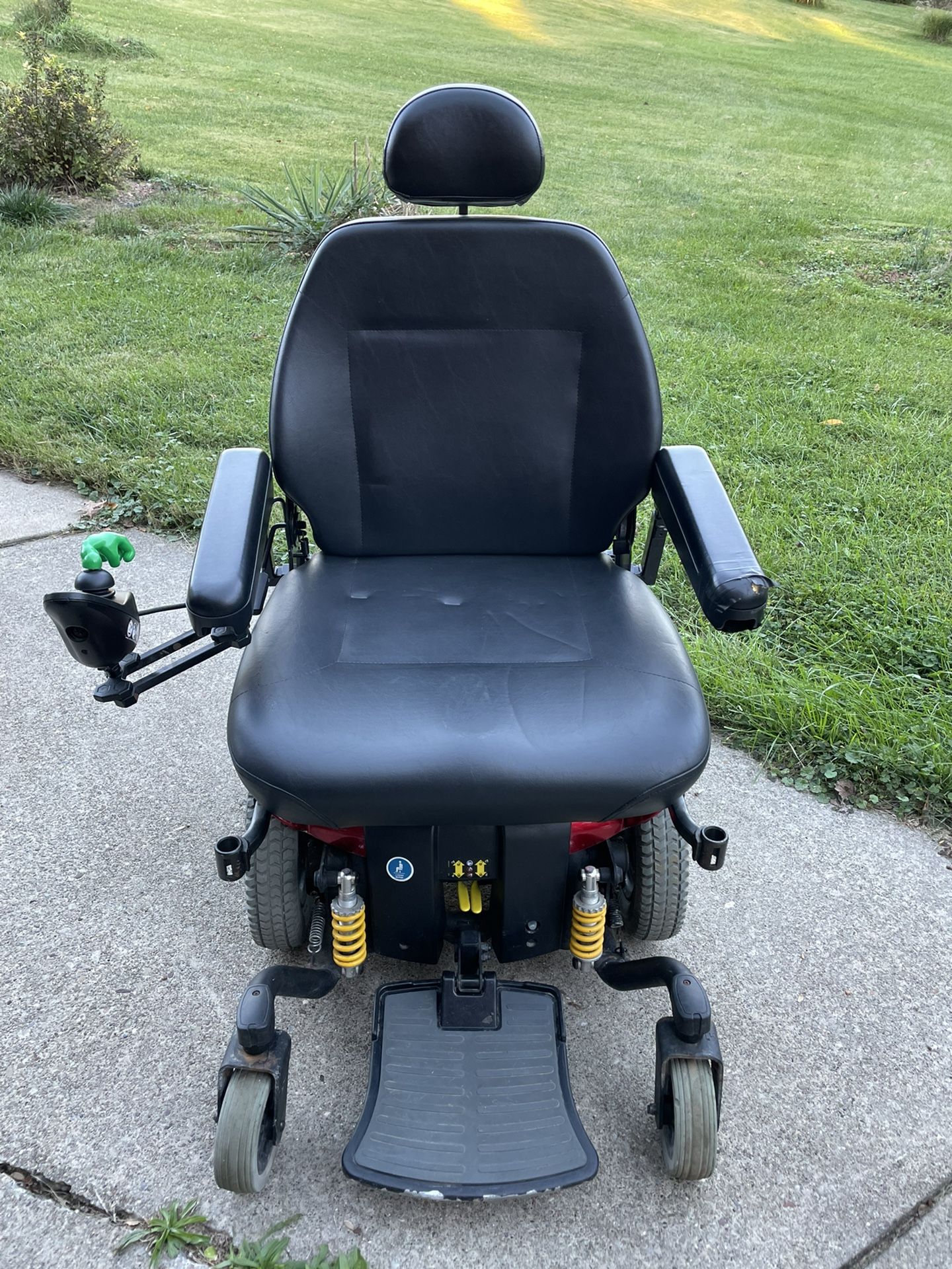Jazzy 614 HD Power Chair