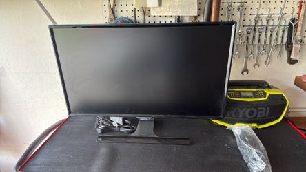 Samsung 27” 1080P Monitor