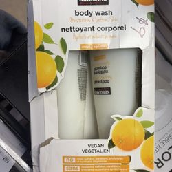 Kirkland Body Wash For Moisturizing A Softening Skin