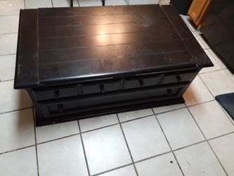 Storage cocktail table