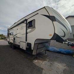 2017 Outdoors RV Glacier Peak Titanium F26RLS