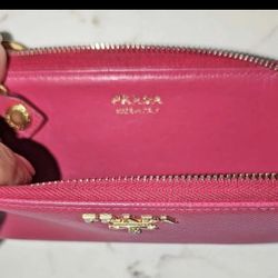 Authentic Prada Saffiano Leather Zip Wallet