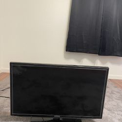 Samsung 32” TV 