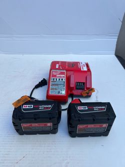 Milwaukee m18 batteries 5.0 with charger