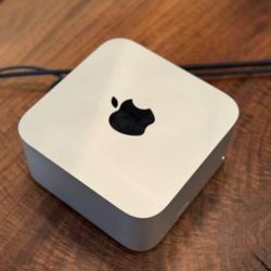 Maxed Out Apple Mac Studio M2 Ultra 72 core!