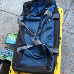 Duffle Bag With Wheels