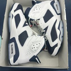 Size 9.5 Men Dead stock 