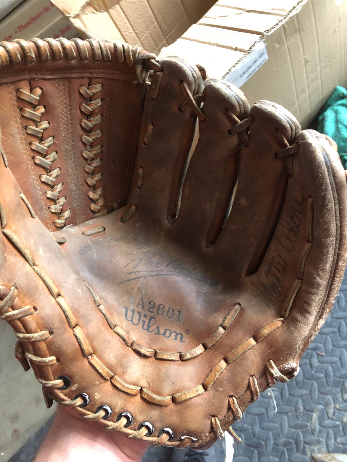 Wilson baseball glove