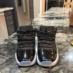 Jordan 11 Low Retro ‘Space Jam’ 