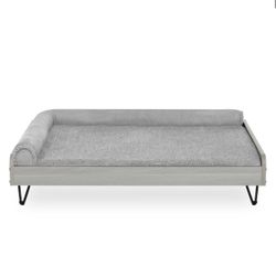 Tailzzz Asher Wooden Pet Bed with Mattress L/XL