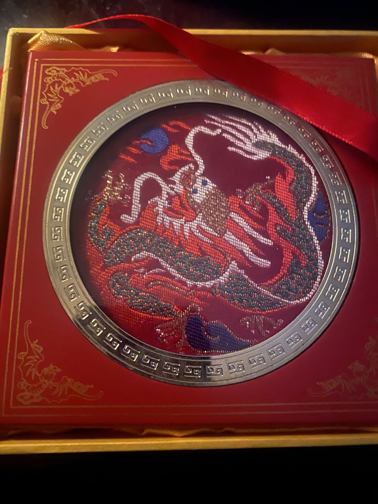 Nanjing Yun Brocade, also known as Chinese cloud brocade business card holder