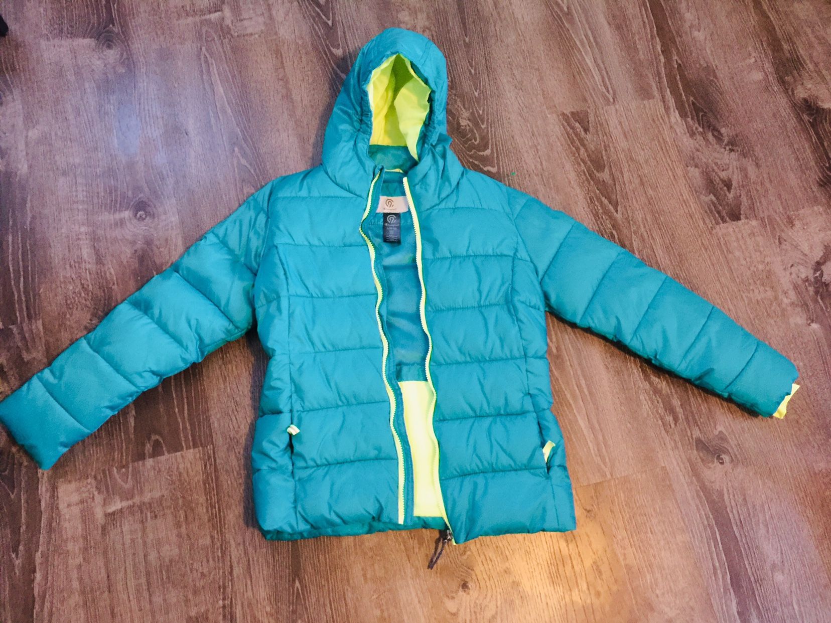 Girls Champion Coat “NEW” Size 10-12