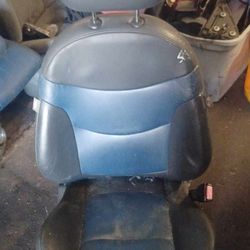 06 Mini Cooper S Passenger Seat 