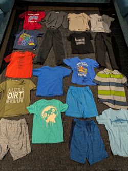 40 pieces of boys clothes size 6/7