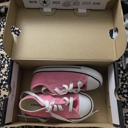 Pink Converse 