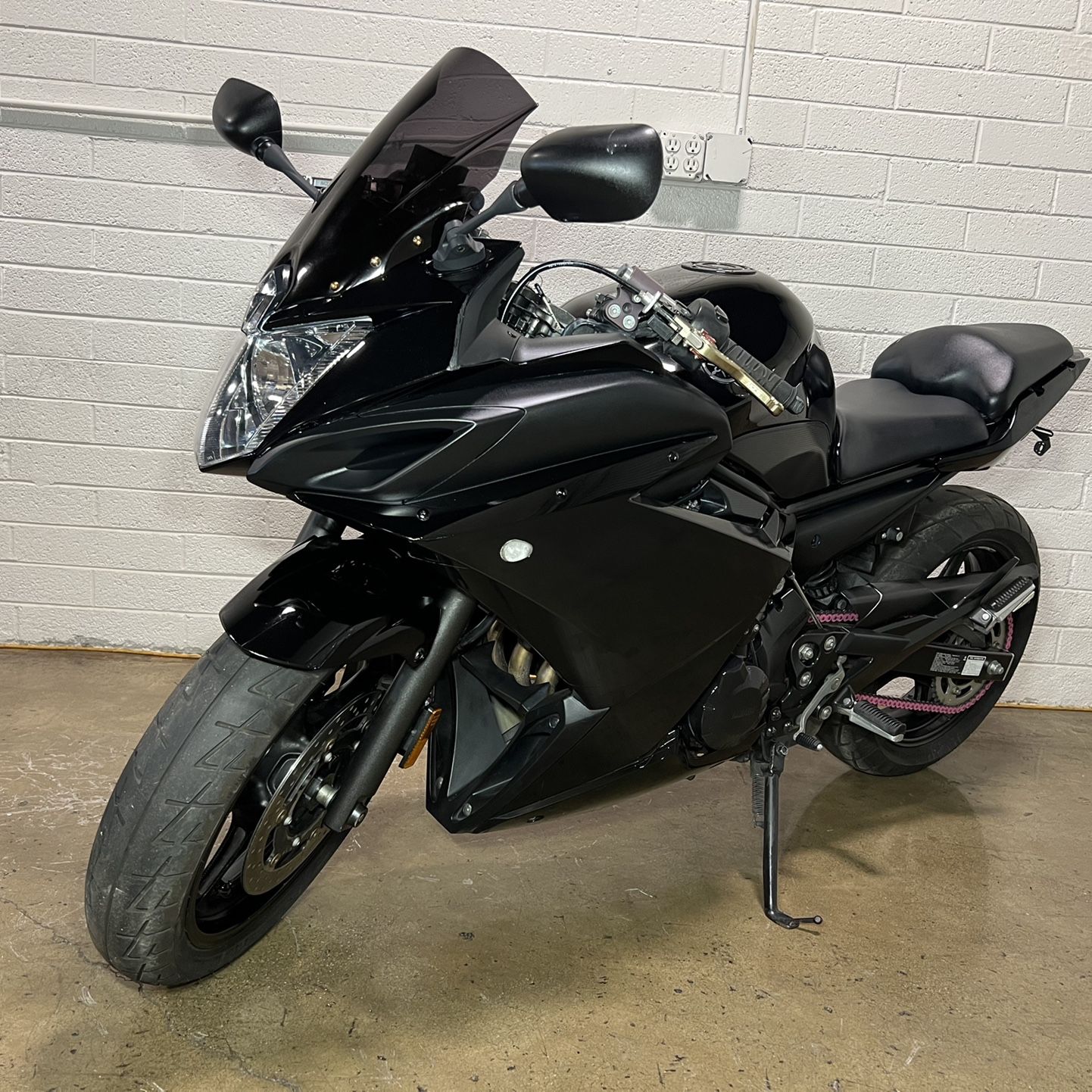 2014 Yamaha FZ6R (RAVEN) for Sale in Phoenix, AZ - OfferUp