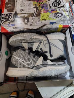 Kyries Basketball Shoes