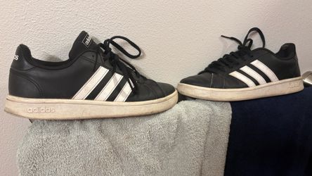 Adidas Grand Court Sneakers size 8 M