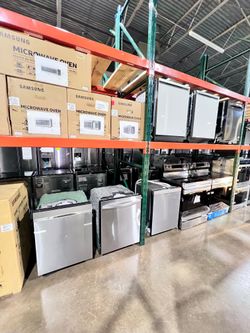 Home Appliance: Smart Auto Release 3rd Rack Dishwasher 