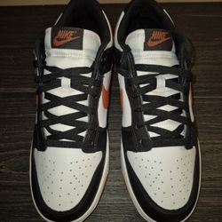 Nike Dunk Low Retro  (Sz 9)