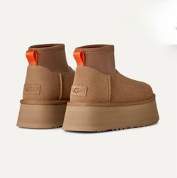 UGG Classic Mini Dipper Chestnut Boot New Size 8 Us platform 2 "