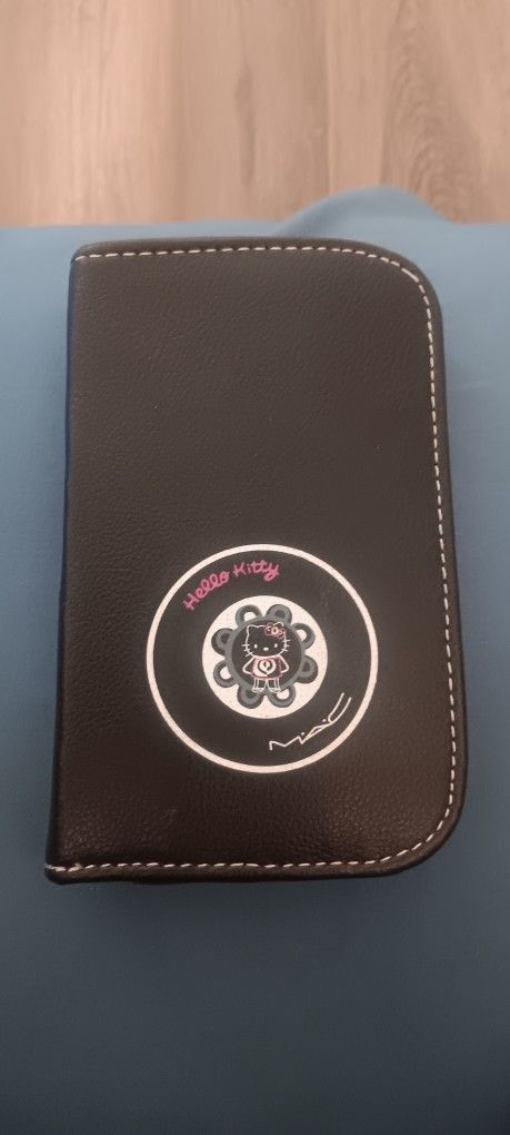 Hello Kitty Mac Makeup Brushes.