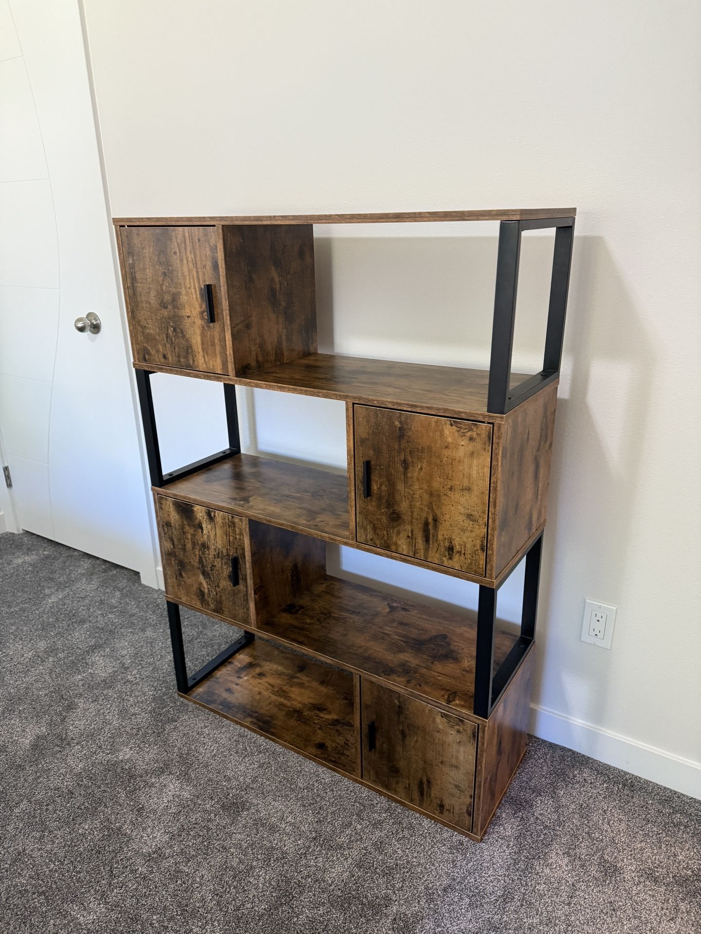 Like New Home Decor/Utility Shelf