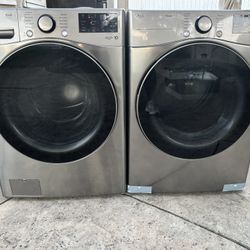 LG ThinQ 4.5 Cu Ft Washer And 7.4 Cu Ft Gas Dryer 
