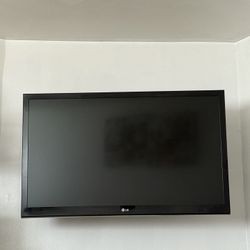 LG TV 47”