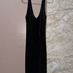 Black velvet dress