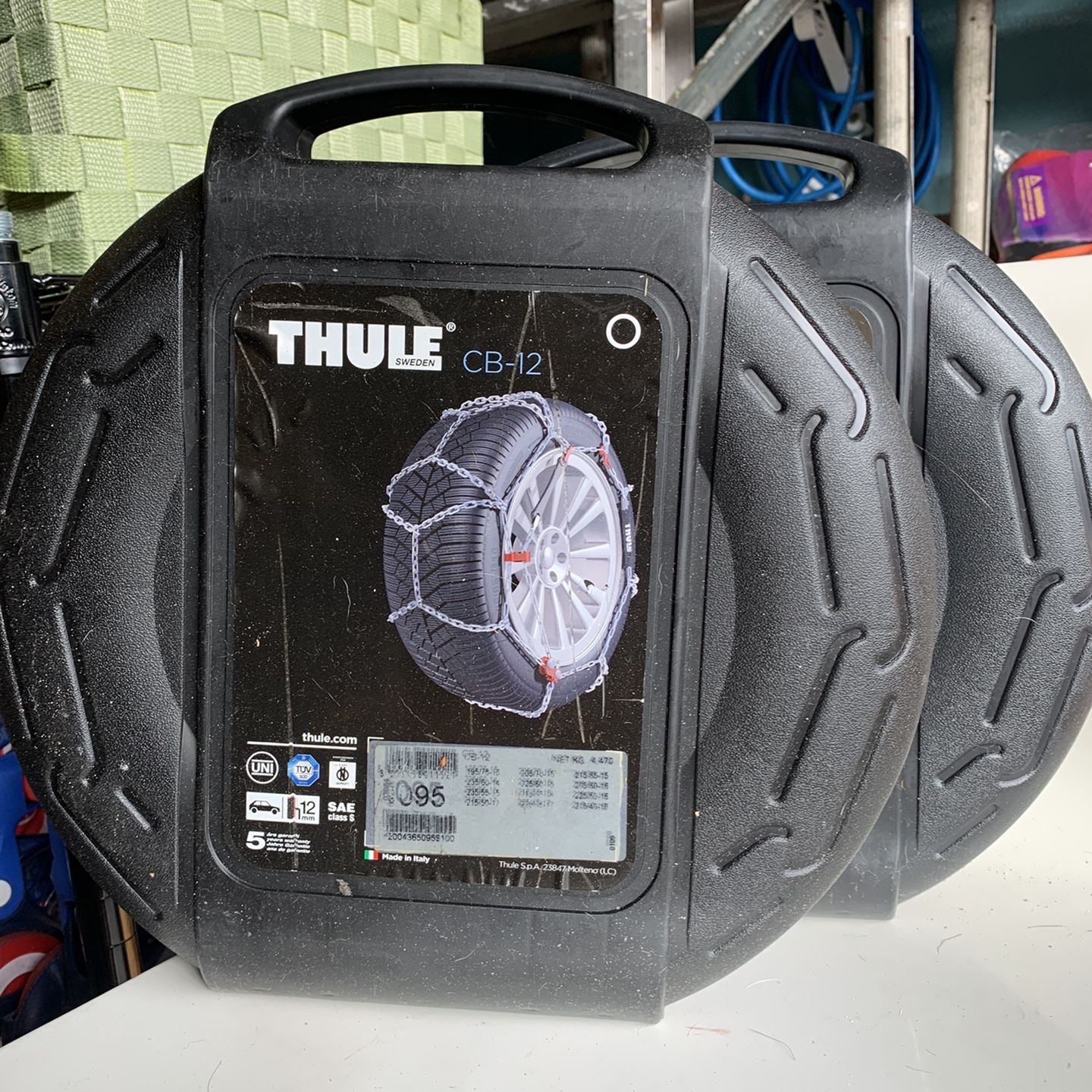 Thule snow Chains *BRAND NEW* 14”-17” tires