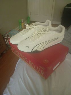 Puma White Low-Top Sneakers with Box