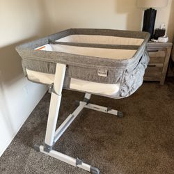 Simmons Twins Bassinet