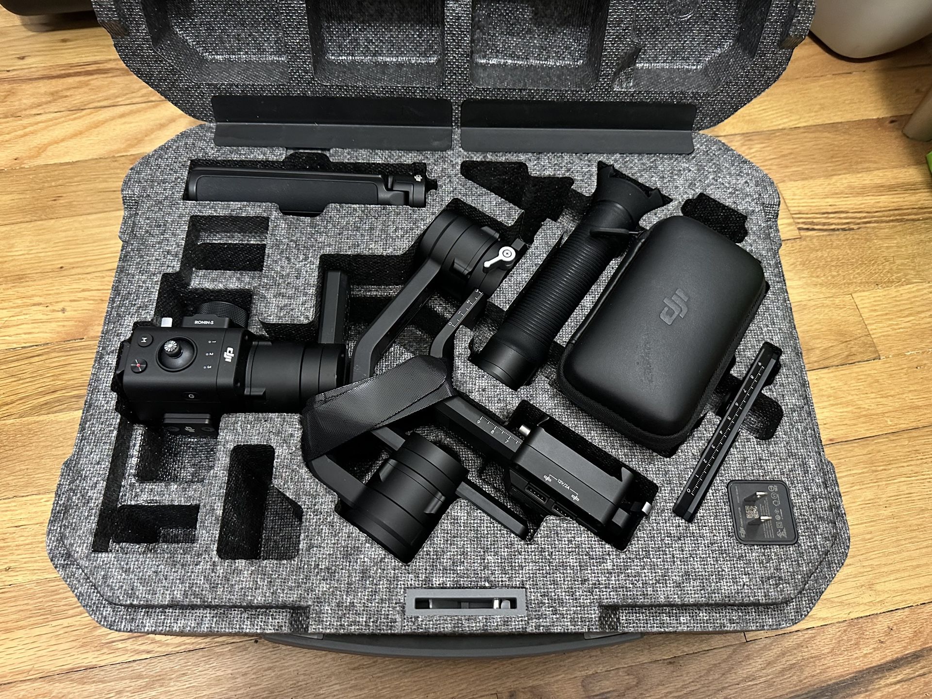 DJI Ronin-S Camera Stabilizer