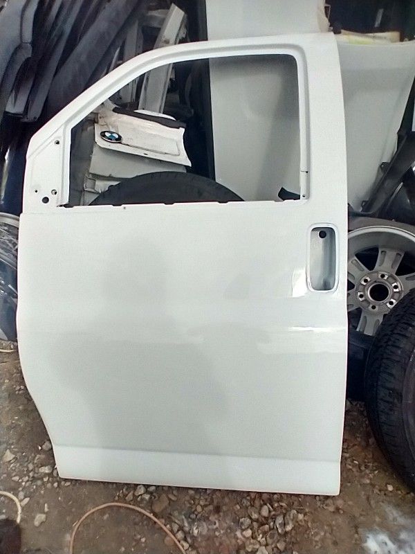 Driver's Door For A 2018 Chevy Express Van