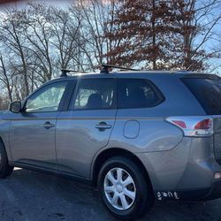 2014 Mitsubishi Outlander