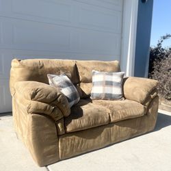 Beautiful Loveseat 