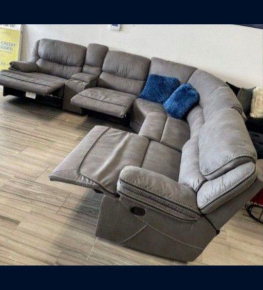 *Ad Special*--Alejandra Gray Fabric Reclining Sectional Sofa---Delivery And Easy Financing Available