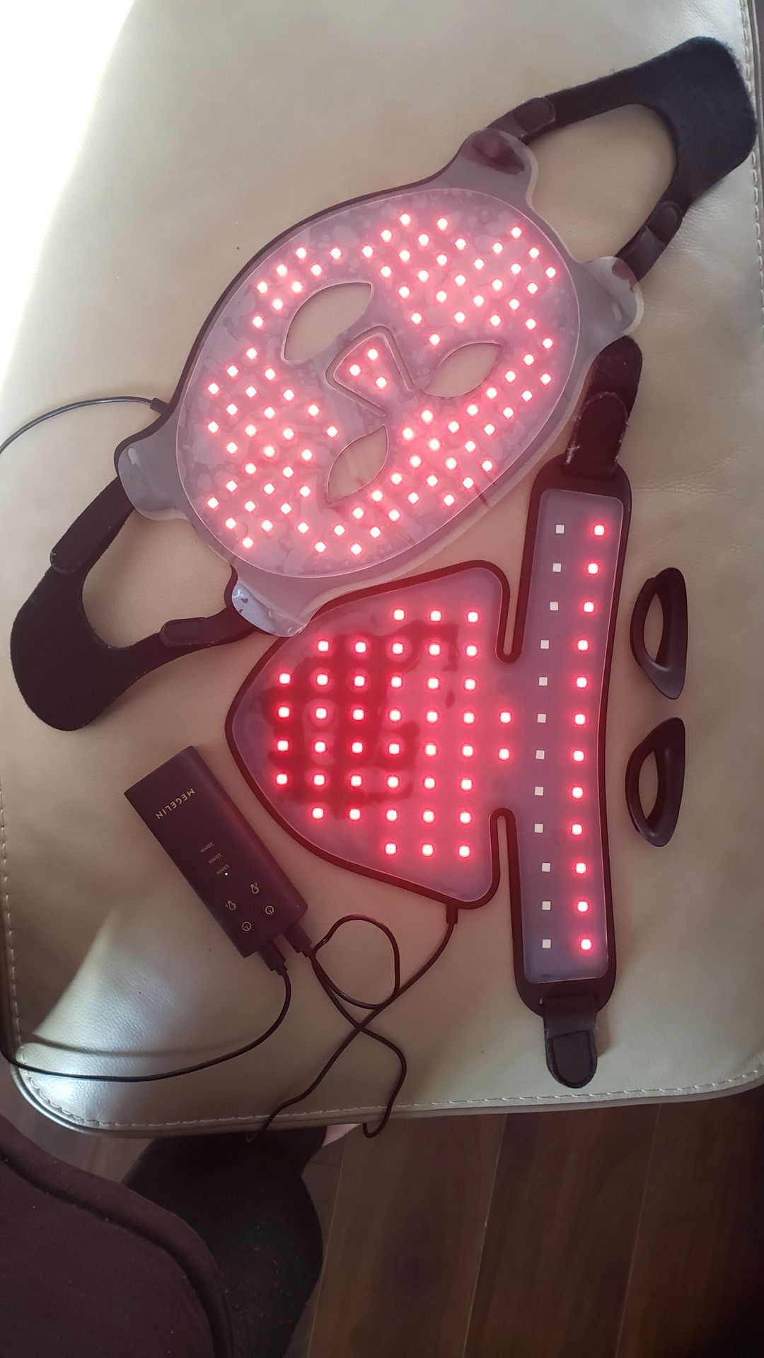 Red light Therapy Face & Neck Mask  / Megelin /