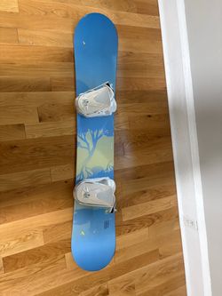 Sapient Snowboard with Rossignol Bindings
