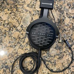 Beyerdynamic DT 1990 Pro Headphones